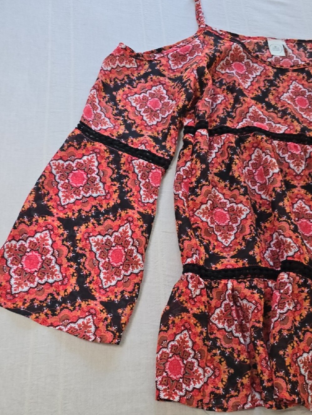 Paper Crane Cold Shoulder Top Women's XS - Picture 4 of 12